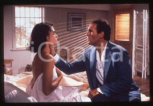 Talisa SOTO Robert DAVI - CINEMA Licence to Kill 1989 * 35 mm vintage slide 2