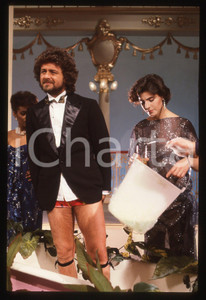 35mm vintage slide* 1984 TELEVISIONE Beppe GRILLO Antonia DELL'ATTE REGINA (3)