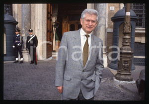 35mm vintage slide* 1990 ca ROMA Mauro FAVILLA Il senatore DC a Palazzo Madama 3