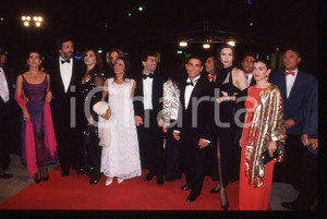 35mm vintage slide* 1994 FESTIVAL DI CANNES Cast di Le buttane sul red carpet 1