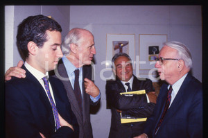 Fotografia d epoca originale 35mm vintage slide 1988 REGGIO EMILIA Enzo BIAGI con Cesare e Arturo ZAVATTINI 1