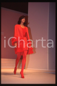 35mm vintage slide* 1994 MILANO - MODA Yasmeen GHAURI Canadian model (19)