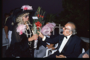 35mm vintage slide* 1985 MOSTRA DI VENEZIA Federico FELLINI a un party (4)