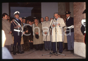 35mm vintage slide* 1993 RIMINI Sergio ZAVOLI - Funerale di Federico FELLINI (3)