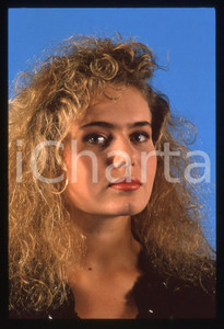 35mm vintage slide* 1989 CANALE 5 Ylenia CARRISI - Ritratto della showgirl (1)