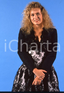 35mm vintage slide* 1989 CANALE 5 Ylenia CARRISI - Ritratto della showgirl (8)
