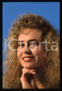 35mm vintage slide* 1989 CANALE 5 Ylenia CARRISI - Ritratto della showgirl (56)