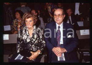 35mm vintage slide* 1996 ca VENICE Festival Manoel de OLIVEIRA and wife (60)