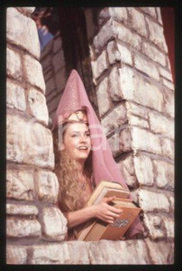 35mm vintage slide* 1997 CINEMA "SABRINA TEENAGE WITCH" THE TROLL BRIDE (16)