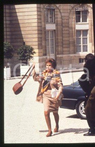 35mm vintage slide* 1991 ca POLITICS French Prime Minister Édith CRESSON (11)