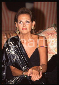 Fotografia d epoca originale 35mm vintage slide 1993 VIAREGGIO EUROPACINEMA  Claudia CARDINALE Ritratto 1