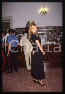 35mm vintage slide* 1995 VENEZIA LIDO - Eva HENGER nella hall HOTEL EXCELSIOR