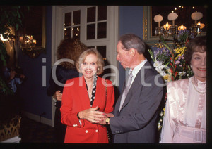 35mm vintage slide* 1990 CERNOBBIO - VILLA D'ESTE Don AMECHE ed Eva Marie SAINT