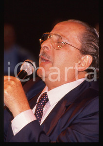 35mm vintage slide* 1989 MILANO Domenico MODUGNO canta ad un comizio del PSDI 50