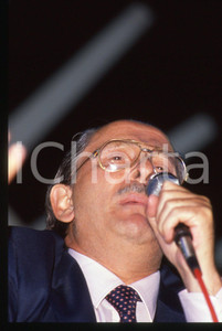 35mm vintage slide* 1989 MILANO Domenico MODUGNO canta ad un comizio del PSDI 62