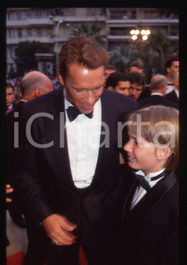 35mm vintage slide* 1993 FESTIVAL CANNES Arnold SCHWARZENEGGER Austin O'BRIEN