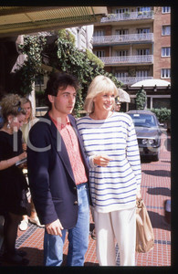 35mm vintage slide* 1995 ca COSTUME - Linda EVANS Ritratto dell'attrice