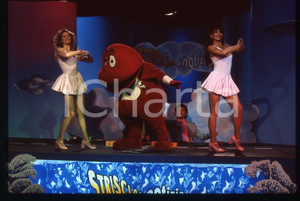 35mm vintage slide* 1995 STRISCIA LA NOTIZIA - Laura FREDDI e Miriana TREVISAN 4