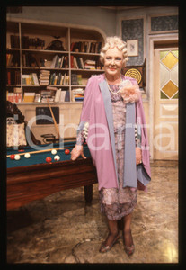 35mm vintage slide* 1990 RAI 2 - Caterina BORATTO a VILLA ARZILLA (27)