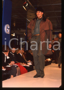 35mm vintage slide* 1989 MILANO - Sfilata Enrico COVERI Autunno-Inverno (15)