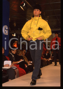 35mm vintage slide* 1989 MILANO - Sfilata Enrico COVERI Autunno-Inverno (19)