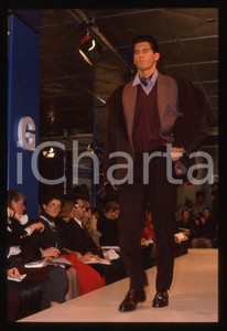 35mm vintage slide* 1989 MILANO - Sfilata Enrico COVERI Autunno-Inverno (38)