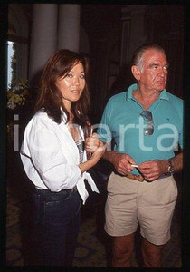 35mm vintage slide* 1999 ca ITALY Rod TAYLOR Australian actor and wife (21)