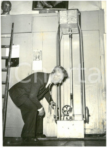 1957 ROMA Vincenzo VENTURINI con macchinario di sua invenzione - Foto 13x18 cm