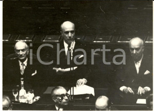1958 ROMA Amintore FANFANI espone alla Camera il programma del Governo *Foto Fotografia d'epoca con didascalia coeva al verso.  CONDIZIONI: G (ma bassa qualit&agrave; di stampa) FORMATO: 18x13 cm    originale e autentica 1
