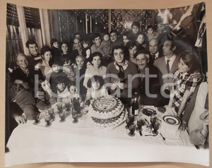 1975 ca MONZA Mino REITANO festeggia il compleanno con la famiglia *Foto 40x30