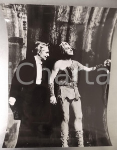 1970 ca COSTUME Ritratto direttore Herbert VON KARAJAN sul palco - Foto 30x40 cm