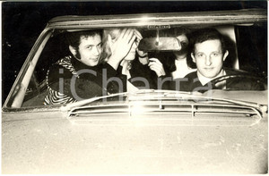 1970 ca  COSTUME I GIGANTI Checco MARSELLA arriva a una serata *Foto 30x20 cm