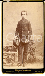 1890 ca MILANO Ritratto di giovane in divisa collegiale - Foto C. MARCOZZI CDV