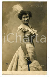 1905 ca OPERETTA Amelia SOAREZ con pennacchio tra i capelli *Cartolina FP NV