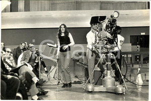 1970 ca COSTUME Caterina CASELLI durante le prove di uno spettacolo - Foto 30x20