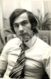 1971 CALCIO JUVENTUS Gianluigi SAVOLDI nella propria casa (2) Foto 20x30 cm