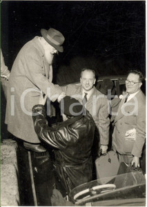 1957 VENEZIA Arrivo on. Alcide MALAGUGINI al Congresso Partito Socialista *Foto