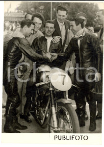 1954 MOTOCICLISMO OSPEDALETTI Carlo UBBIALI e Angelo COPETA con Remo VENTURI