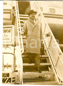 1956 ROMA Arrivo di Pedro ARMENDARIZ per girare "Uomini e lupi" *Foto 13x18 cm