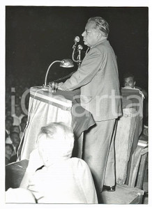 1956 ROMA - PCI Festa dell'Unità - Palmiro TOGLIATTI durante il suo intervento 