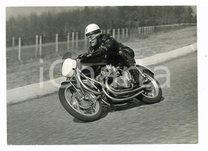 1955 ca AUTODROMO DI MONZA Carlo BANDIROLA prova MV AGUSTA 500cc 4 cilindri FOTO