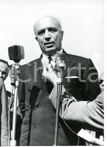 1958 ROMA Intervista ad Amintore FANFANI al rientro da Parigi *Foto 13x18 cm