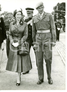1957 CATTERICK CAMP Queen ELIZABETH II with her cousin Edward Duke of KENT