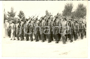 Fotografia d epoca originale 1947 MODENA Caserma Ottavo Campale  Battaglione in sfilata Foto 14x9 cm 1