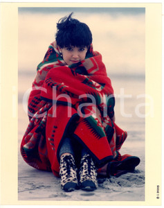 1990 ca CINEMA Ritratto dell'attrice Phoebe CATES sulla spiaggia *Foto VINTAGE