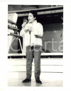 1987 FESTIVAL DI SANREMO Esibizione del giovane Enrico CIFIELLO *Foto 20x25