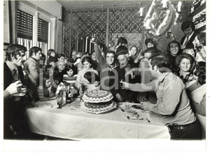1975 MONZA Mino REITANO festeggia il compleanno con la famiglia * Fotografia 