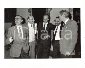 Fotografia d epoca originale 1990 ca MILANO  MSI Alfredo MANTICA  Riccardo DE CORATO Foto 25x20 cm 1