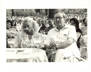 Fotografia d epoca originale 1990 ca ROMA Ferdinando PECCI BLUNT con la moglie Donatella Foto 25x20 cm 1