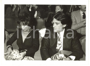 1985 ca COSTUME Marcella BELLA con il compagno Mario MERELLO - Foto 24x18